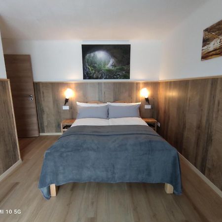 Berliner Ecke Hotel มาเรียตเซลล์ ภายนอก รูปภาพ