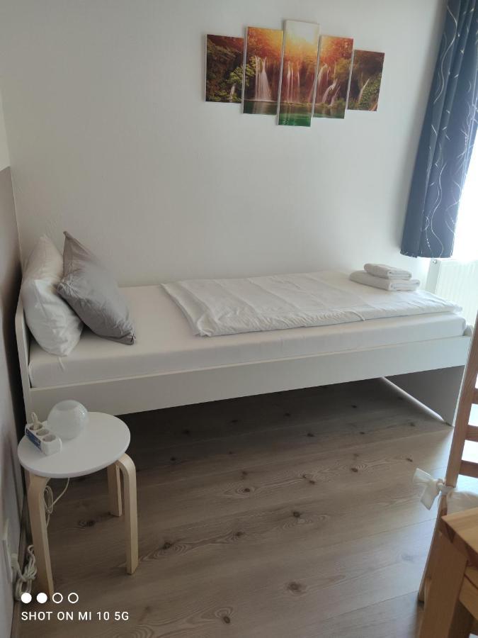 Berliner Ecke Hotel มาเรียตเซลล์ ภายนอก รูปภาพ