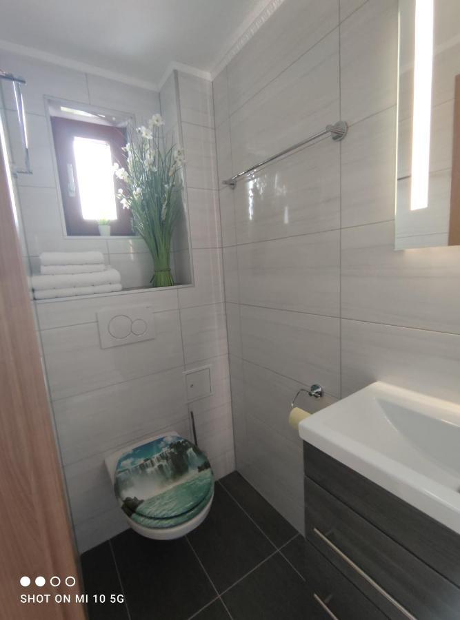 Berliner Ecke Hotel มาเรียตเซลล์ ภายนอก รูปภาพ