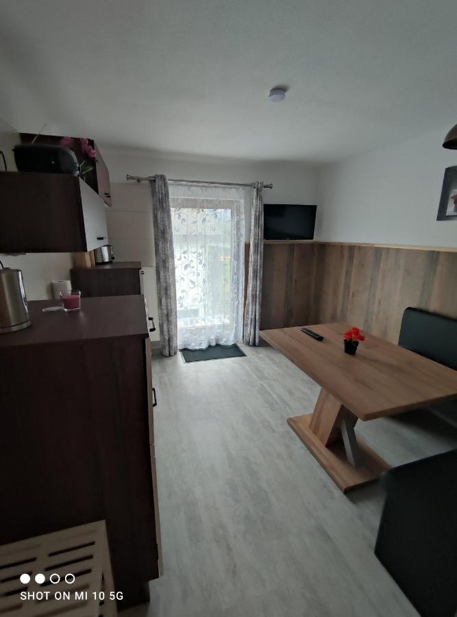 Berliner Ecke Hotel มาเรียตเซลล์ ภายนอก รูปภาพ