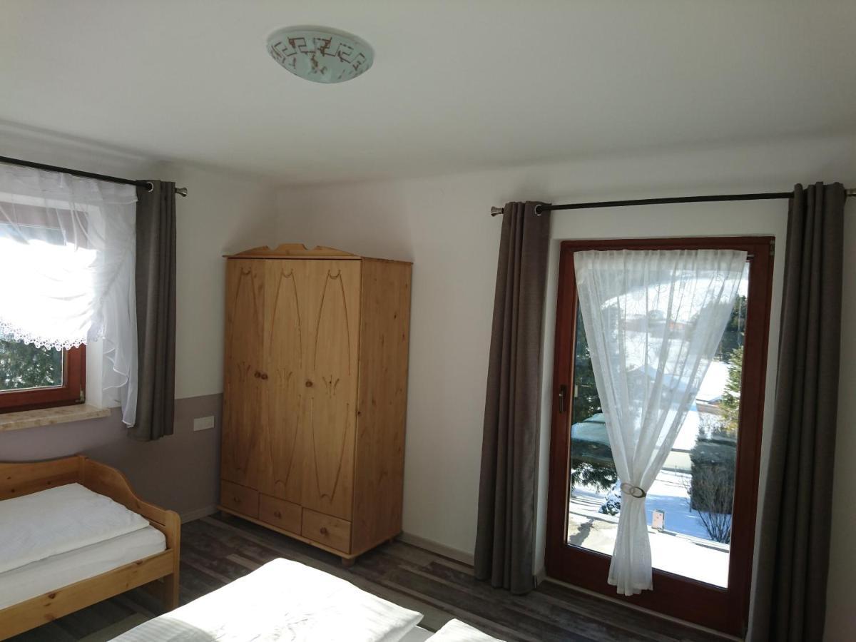 Berliner Ecke Hotel มาเรียตเซลล์ ภายนอก รูปภาพ